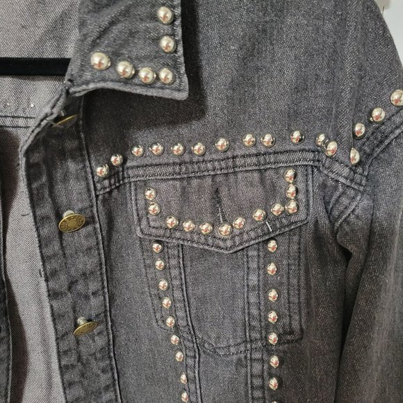 Fashionemoji Silver Studded Black Cropped Denim Jacket Women's Size Small 1066 - Picture 5 of 5